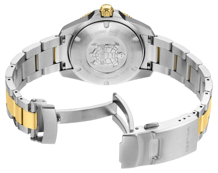 Certina DS Action 34.5mm Quarz Uhr Rückseite mit Armband